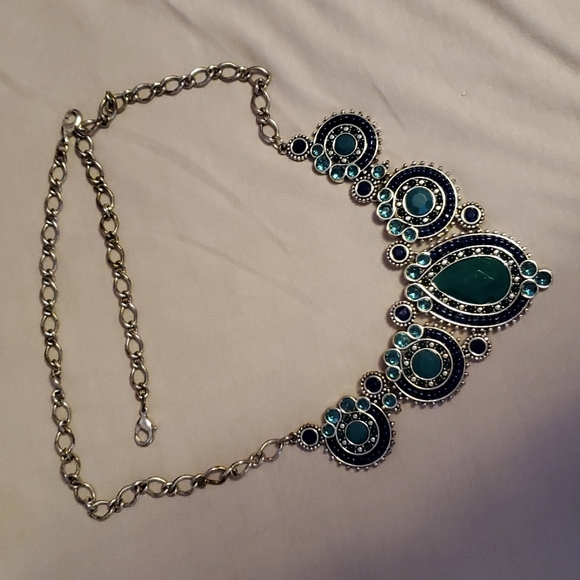 Reversible multiple length statement necklace - Picture 4 of 7